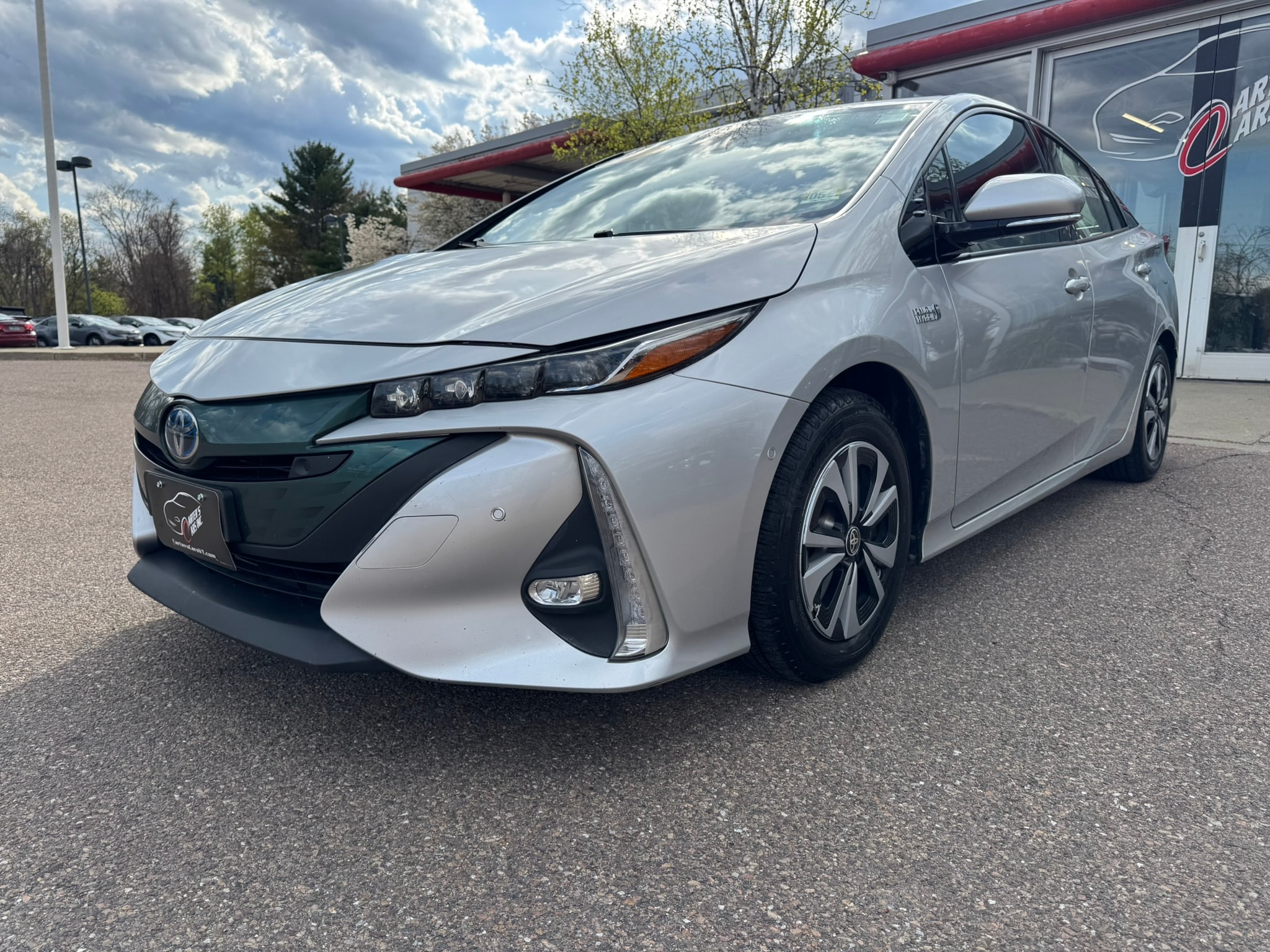 2017 Toyota Prius Prime Advanced's photo