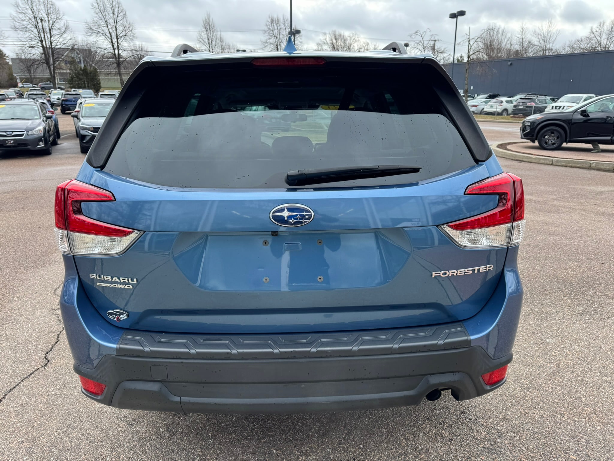 View vehicle photo 6