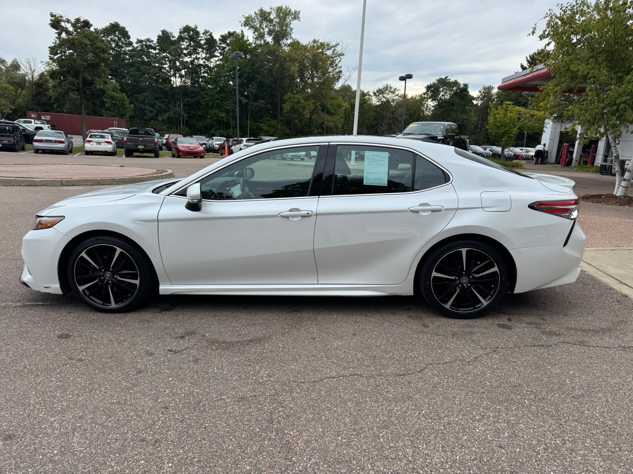 2018 Toyota Camry XSE V6 photo 4