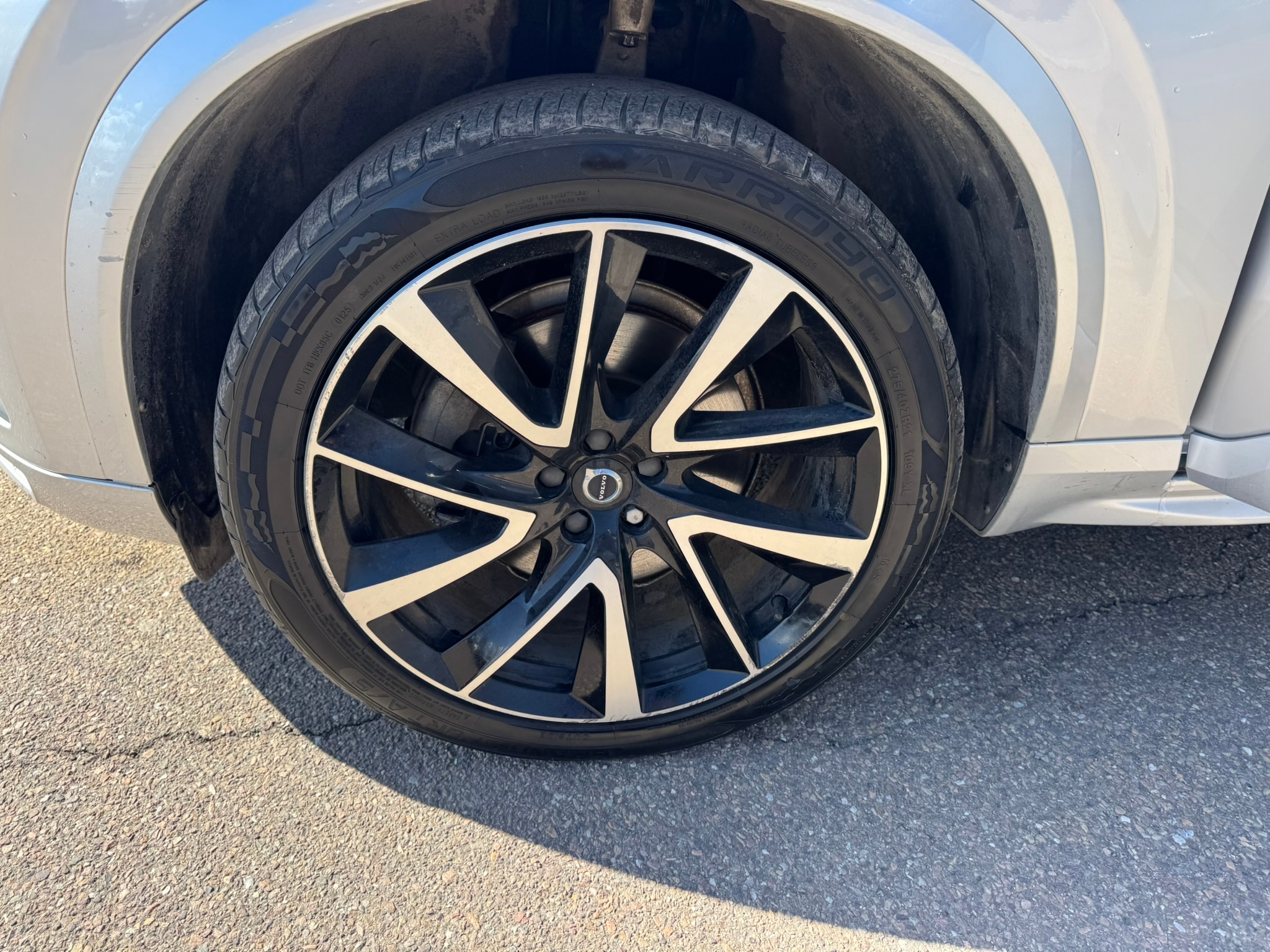 2020 Volvo XC90 Momentum - Photo 25