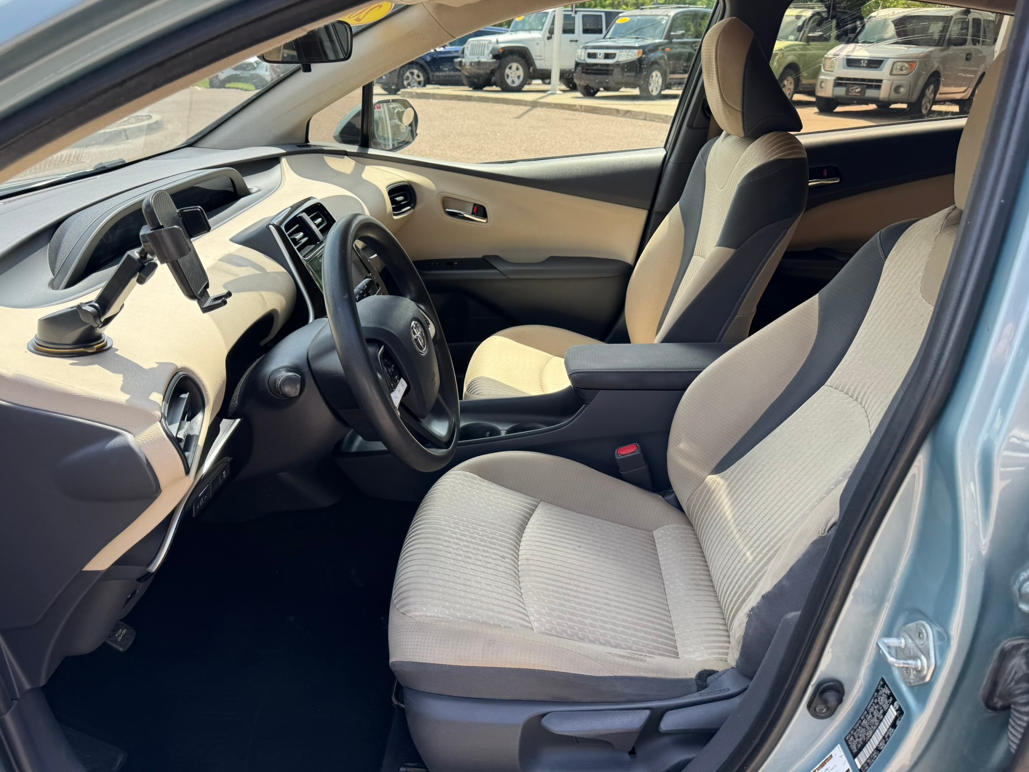 2016 Toyota Prius Two - Photo 9