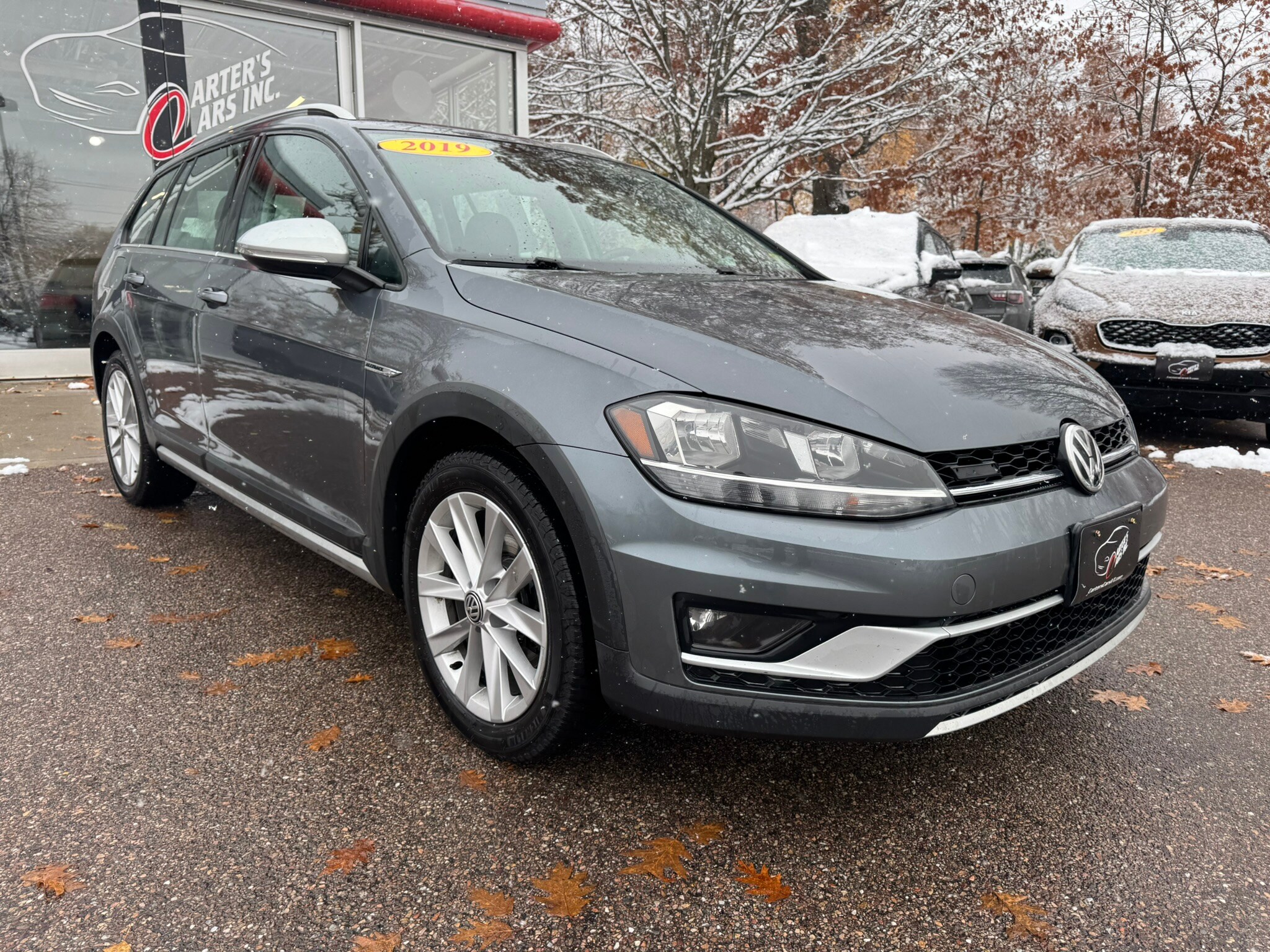 2019 Volkswagen Golf Alltrack TSI SE 4Motion photo 2