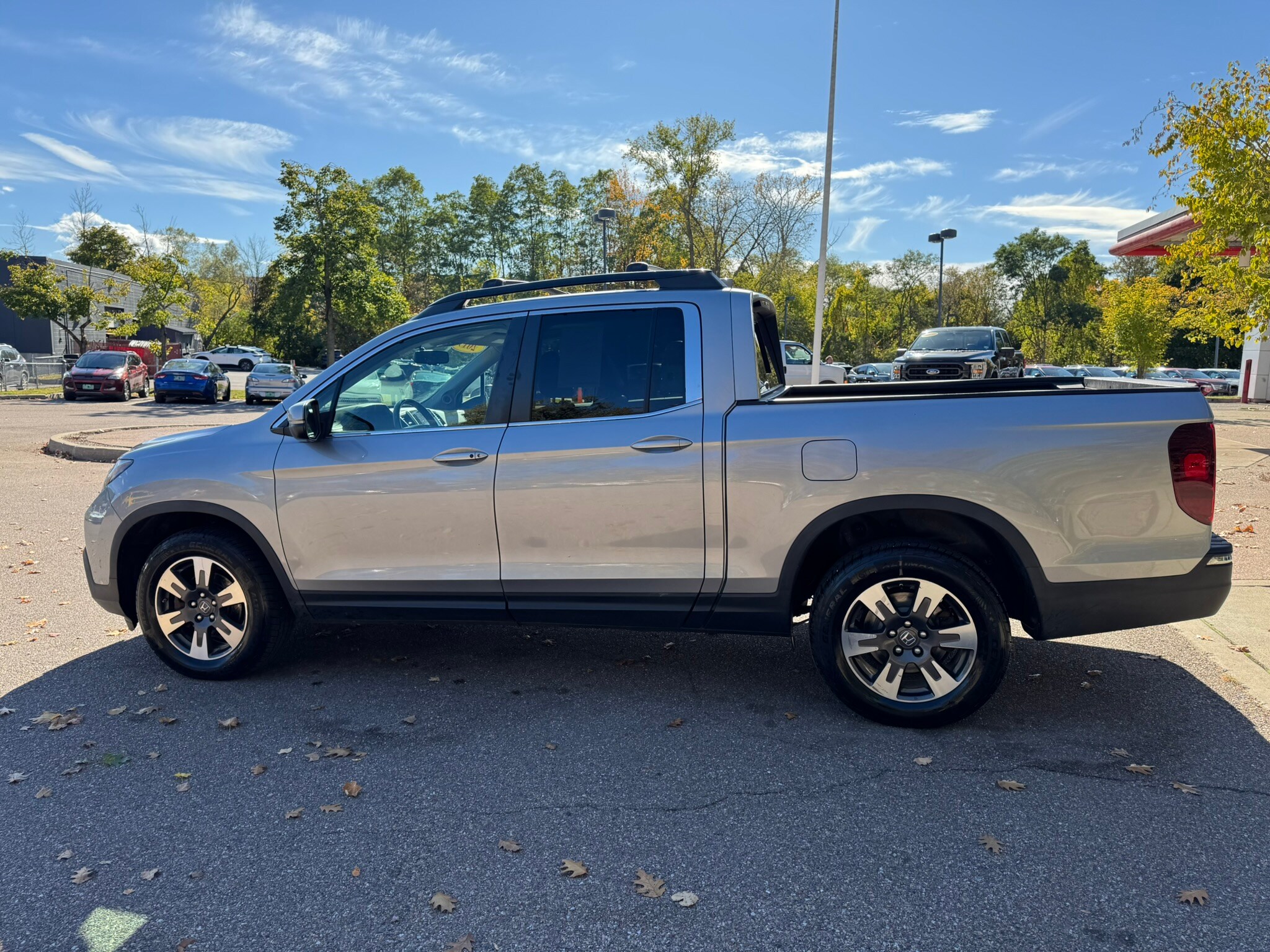 2019 Honda Ridgeline RTL-T photo 2