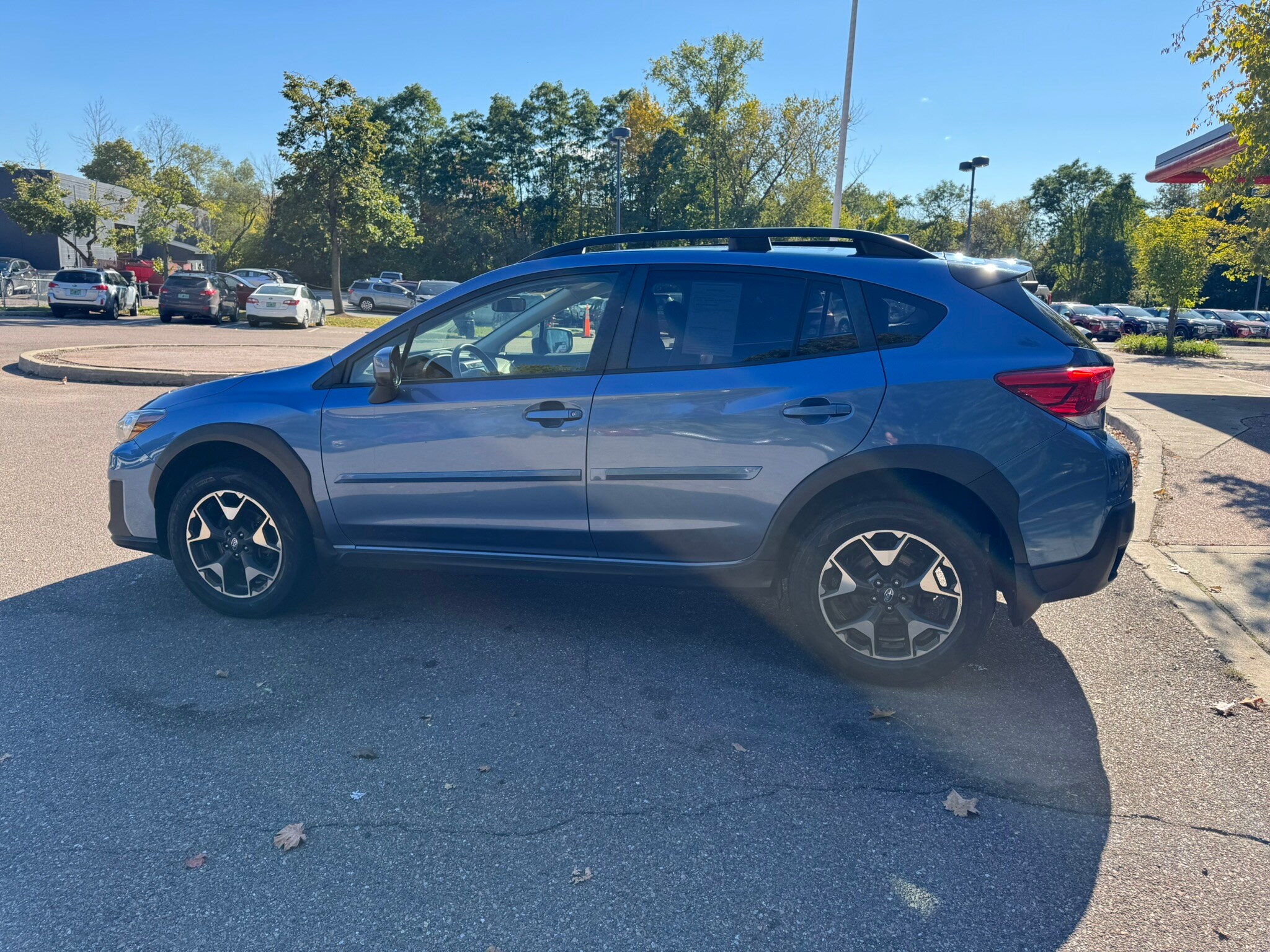 2019 Subaru Crosstrek 2.0i Premium photo 2