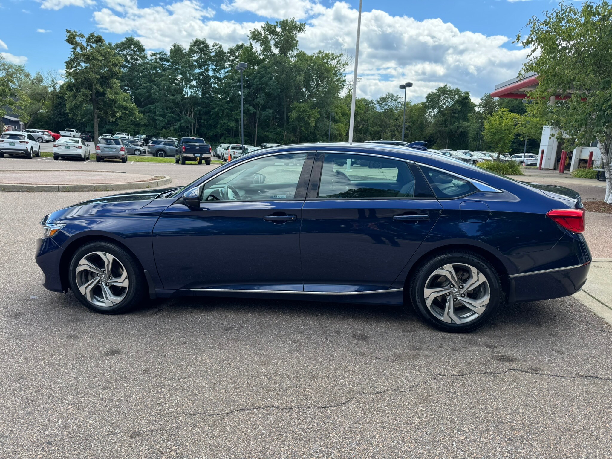 2018 Honda Accord EX-L photo 4