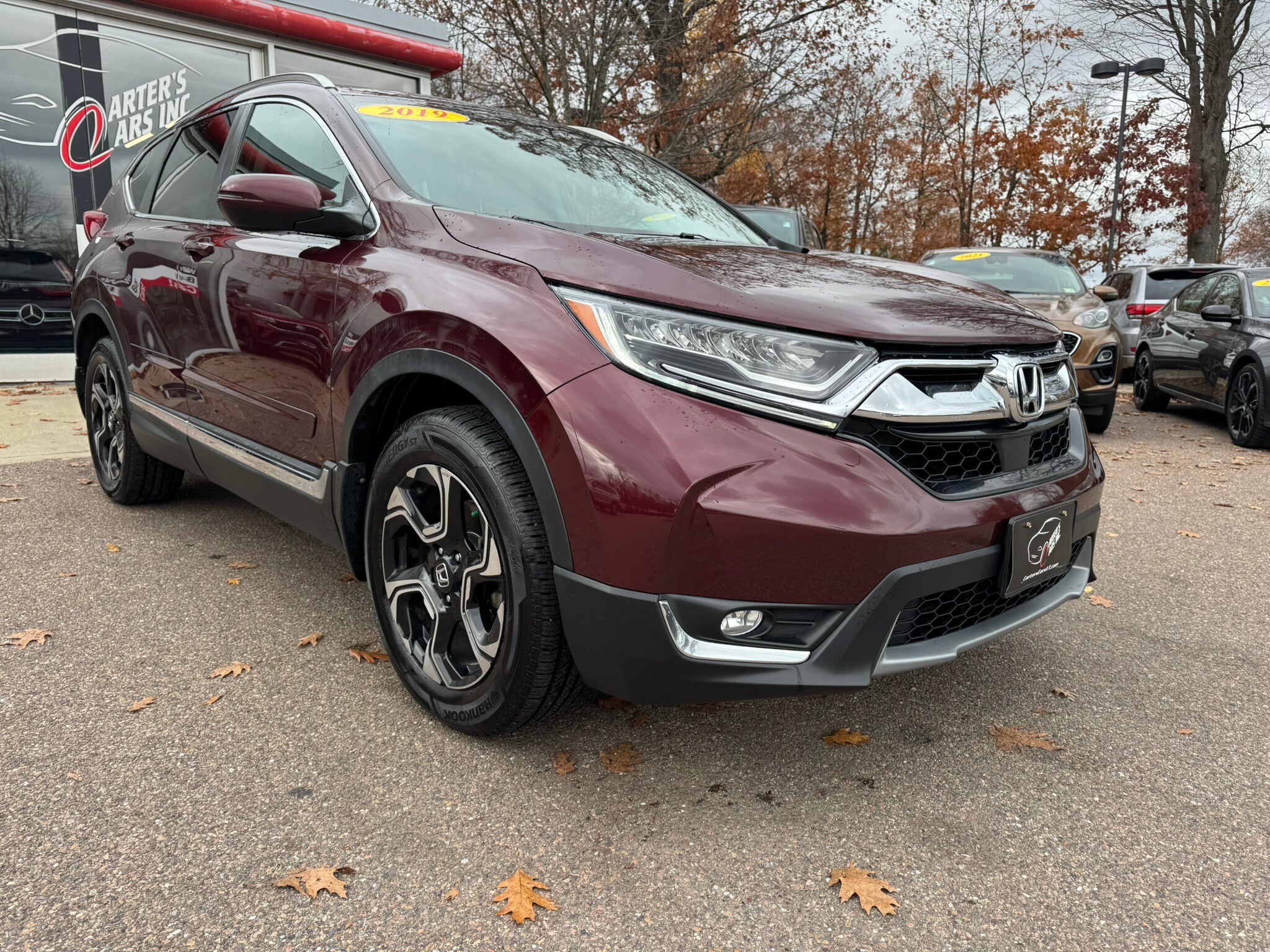 2019 Honda CR-V Touring photo 2