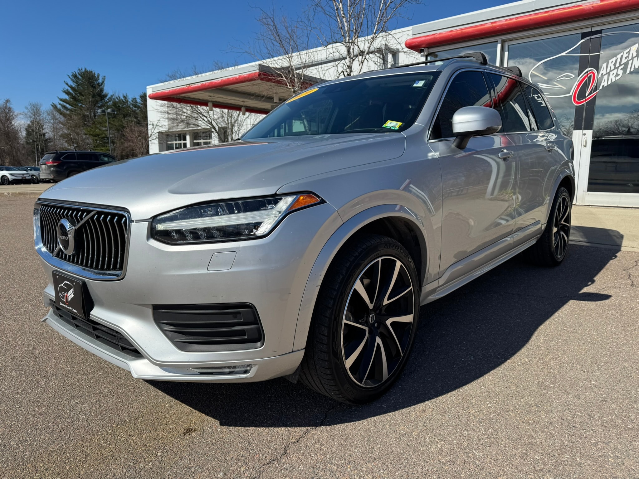 2020 Volvo XC90 T6 Momentum 6 Passenger AWD's photo