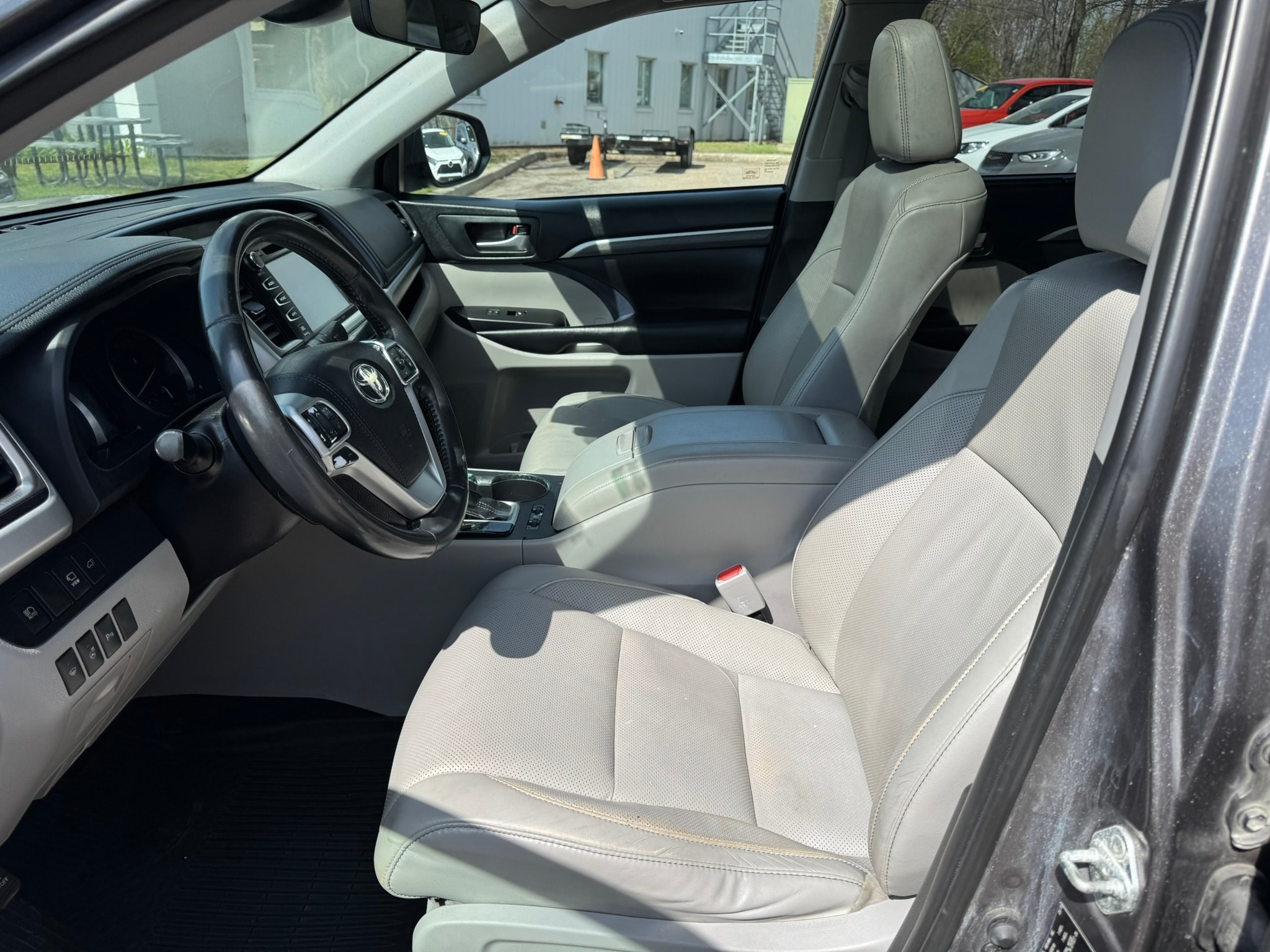 2019 Toyota Highlander Limited Platinum - Photo 9