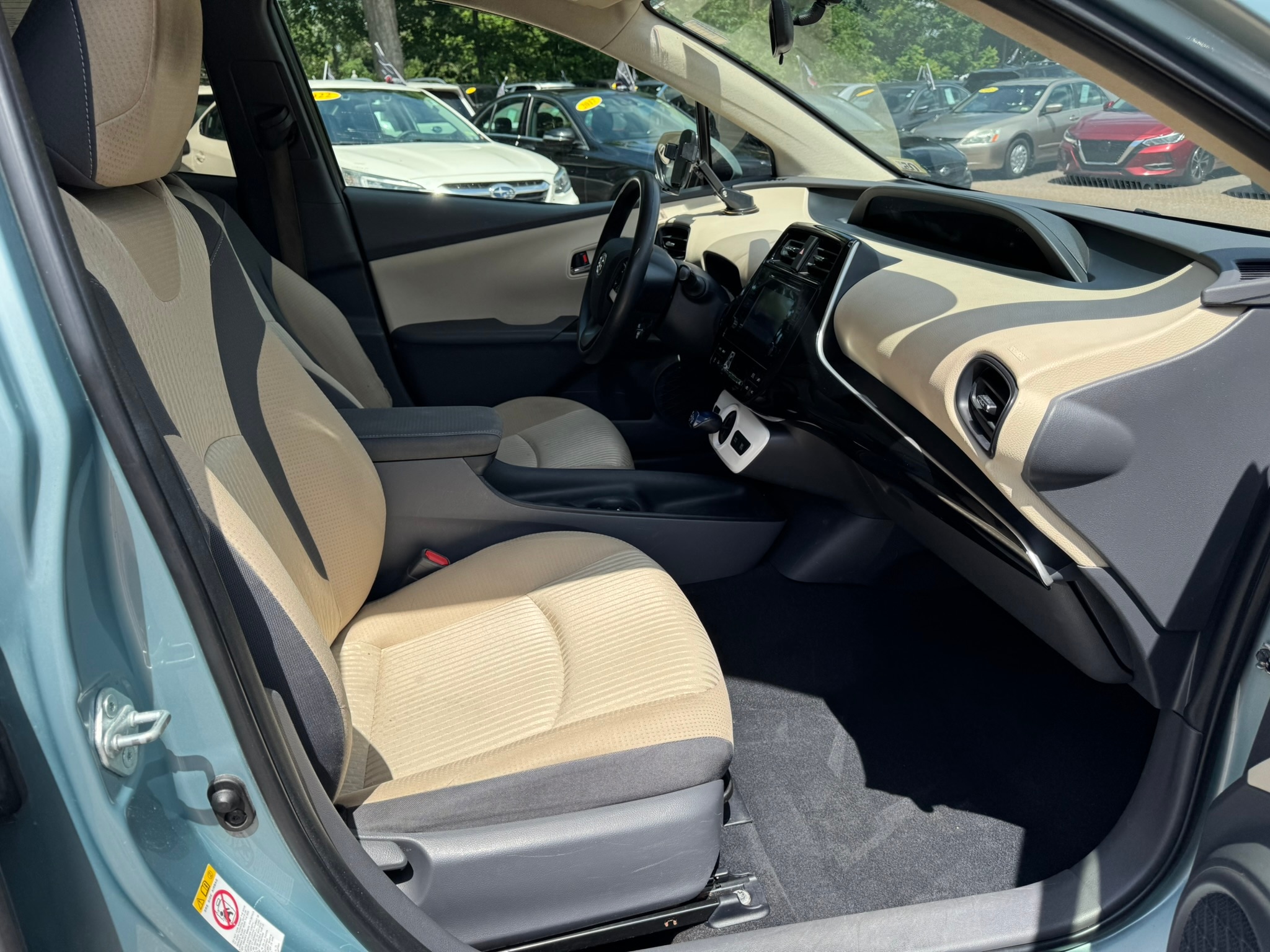 2016 Toyota Prius Two - Photo 11