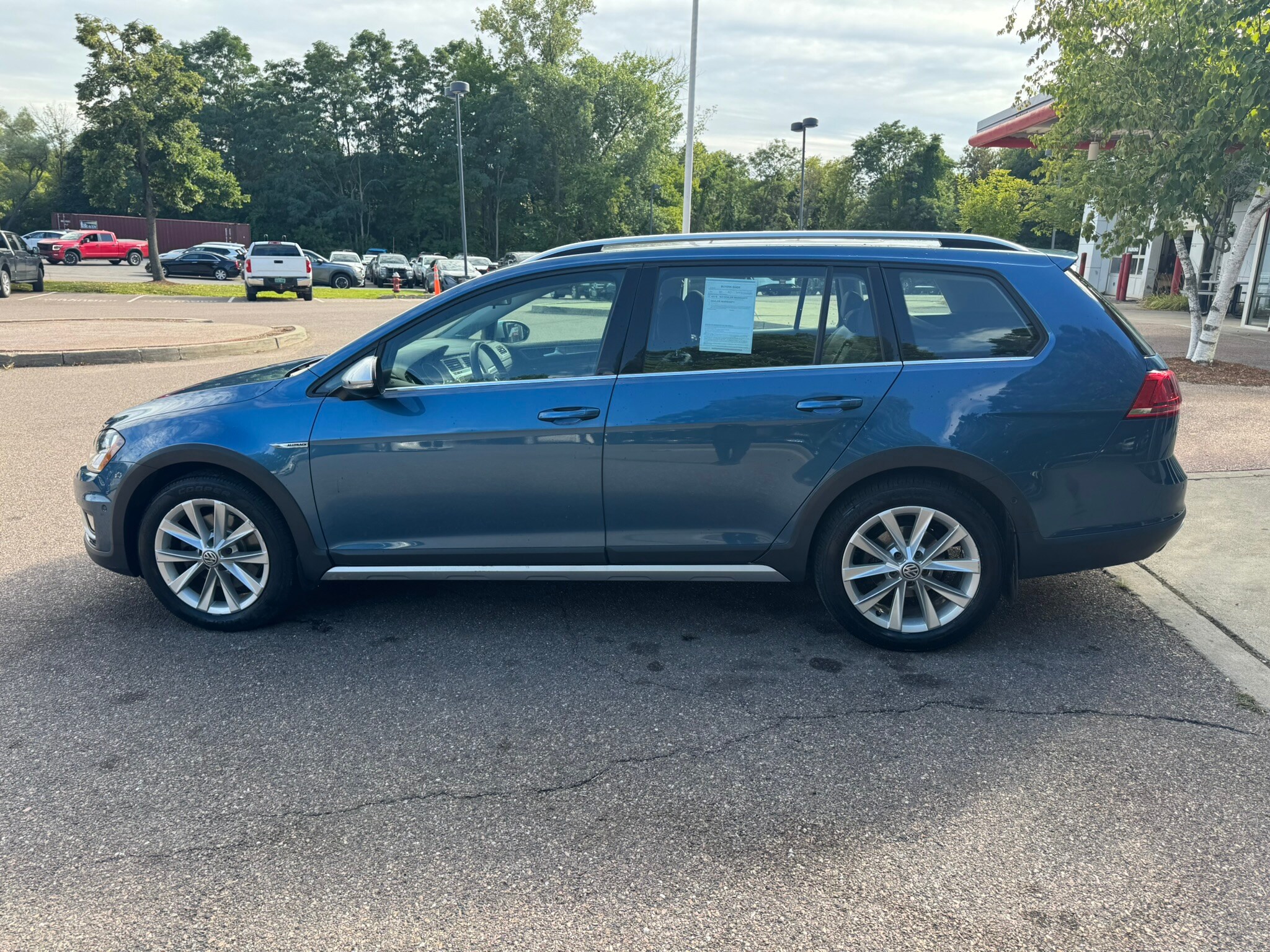 2017 Volkswagen Golf Alltrack TSI SE 4Motion photo 4