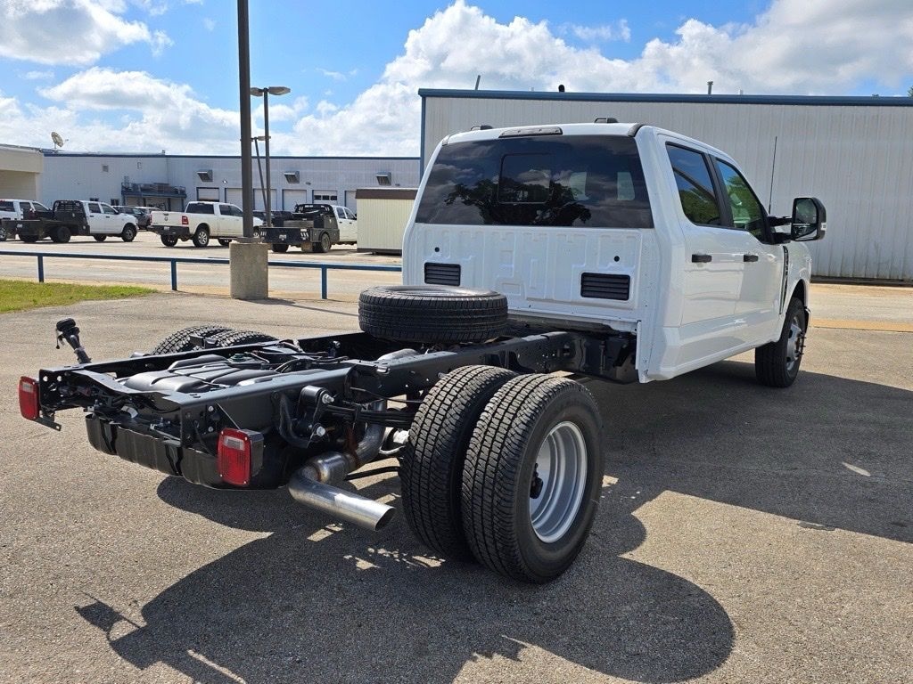 New 2026 Ford F-350SD XL Chassis