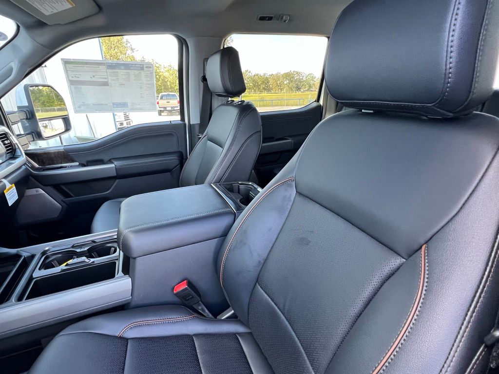 2026 Ford F-250 Super Duty Lariat - Photo 11