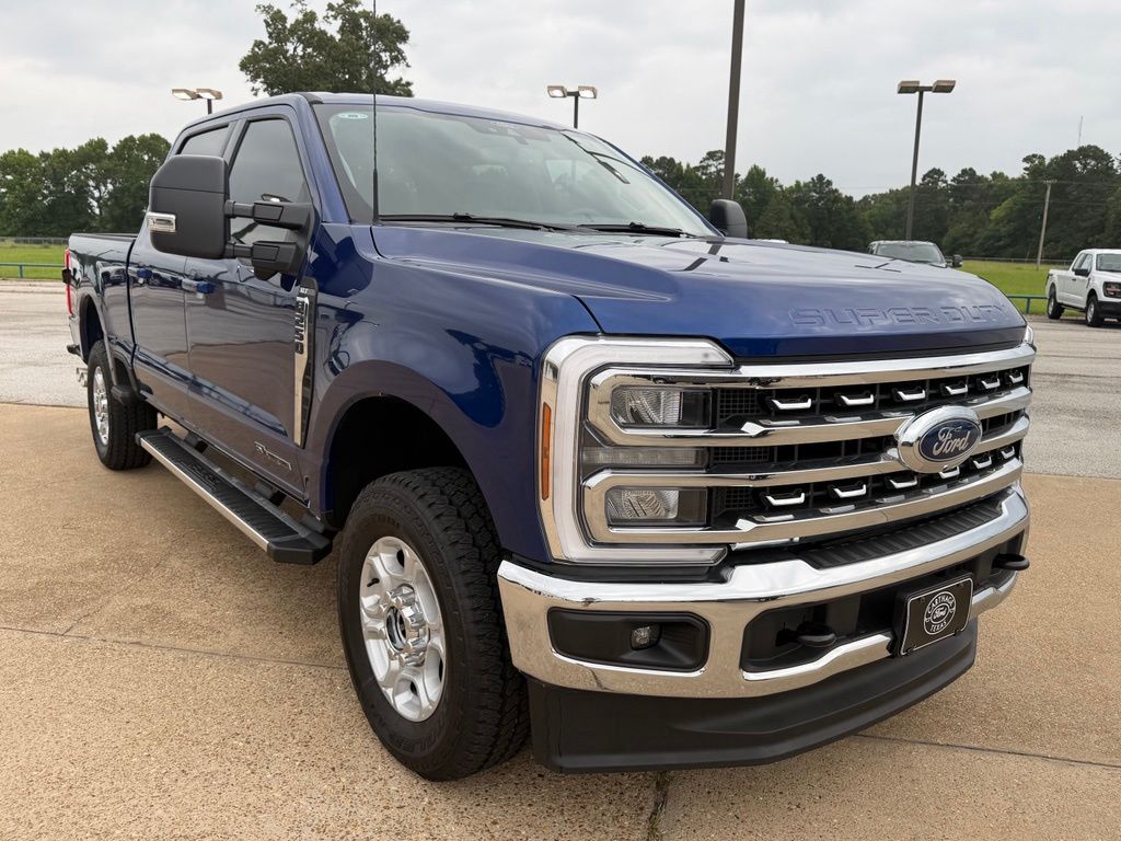 2026 Ford F-250 Super Duty XLT - Photo 8
