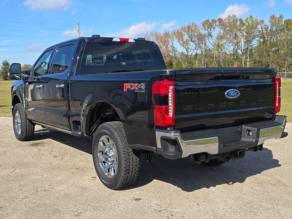 2026 Ford F-250 Lariat photo 4