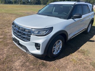 2025 Ford Explorer Active SUV