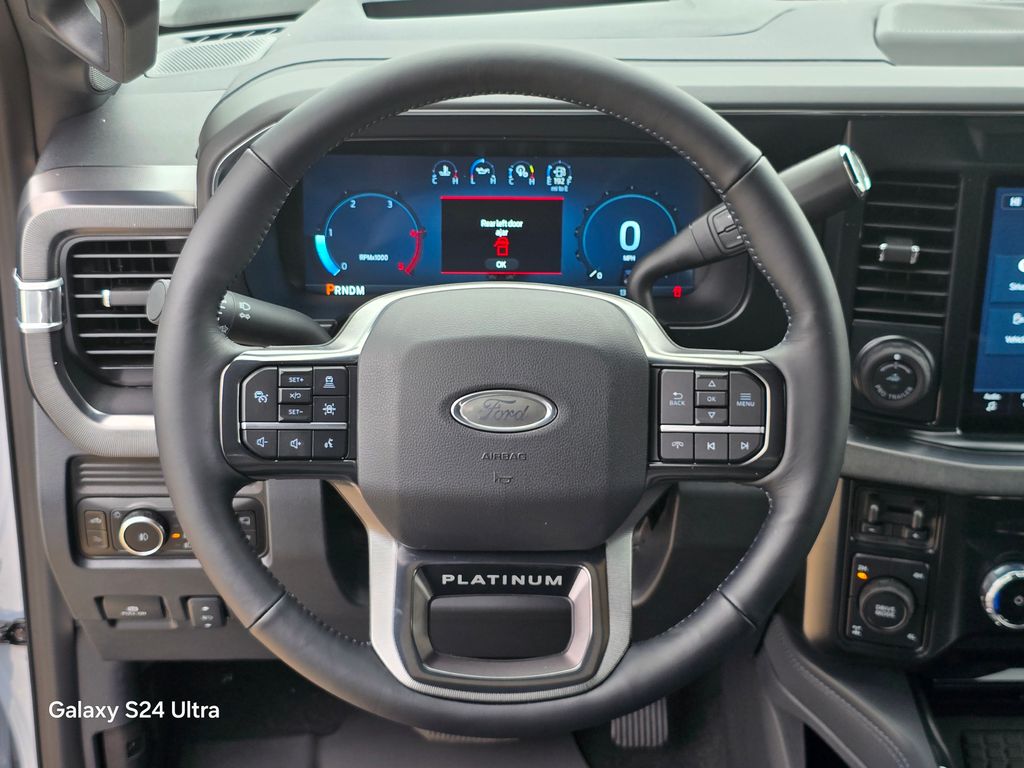 2026 Ford F-250 Super Duty Platinum - Photo 28
