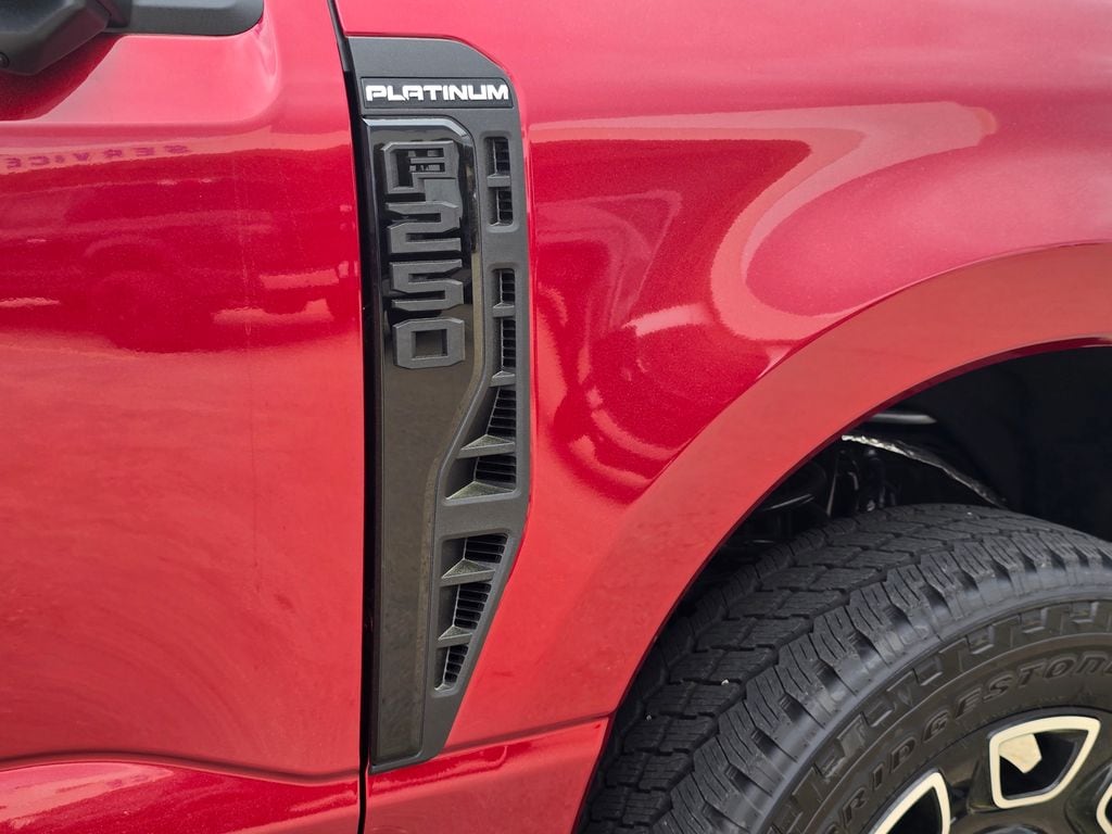 2026 Ford F-250 Super Duty Platinum - Photo 12