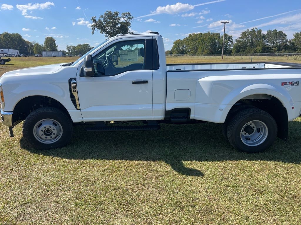 New 2026 Ford F-350SD F-350 XL Truck