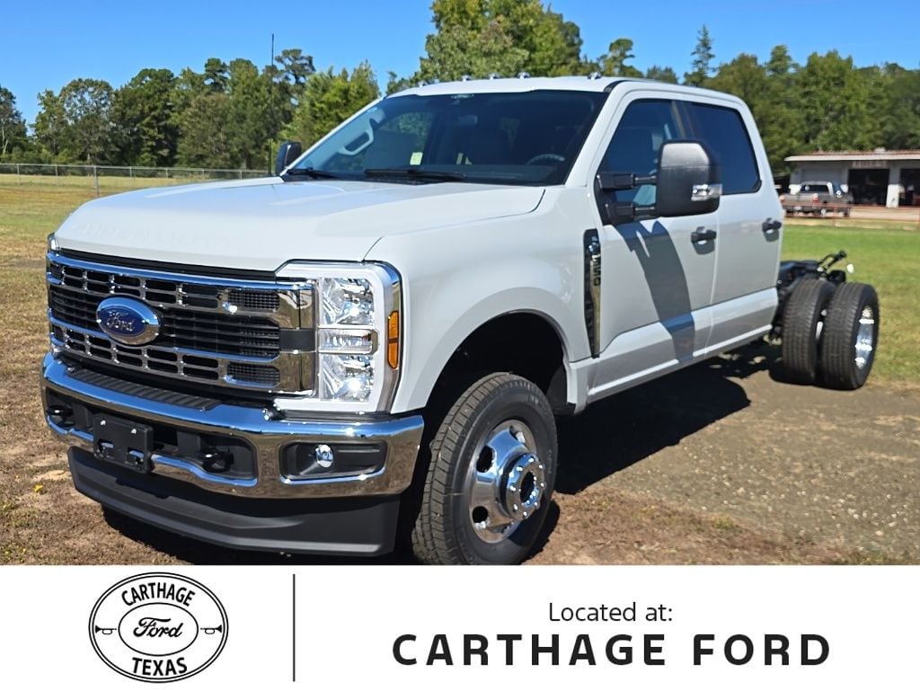 2026 Ford F-350 Base's photo
