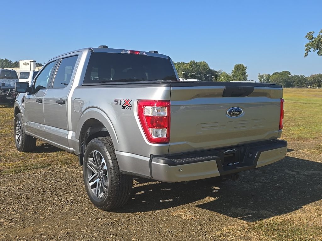 2022 Ford F-150 XL photo 3