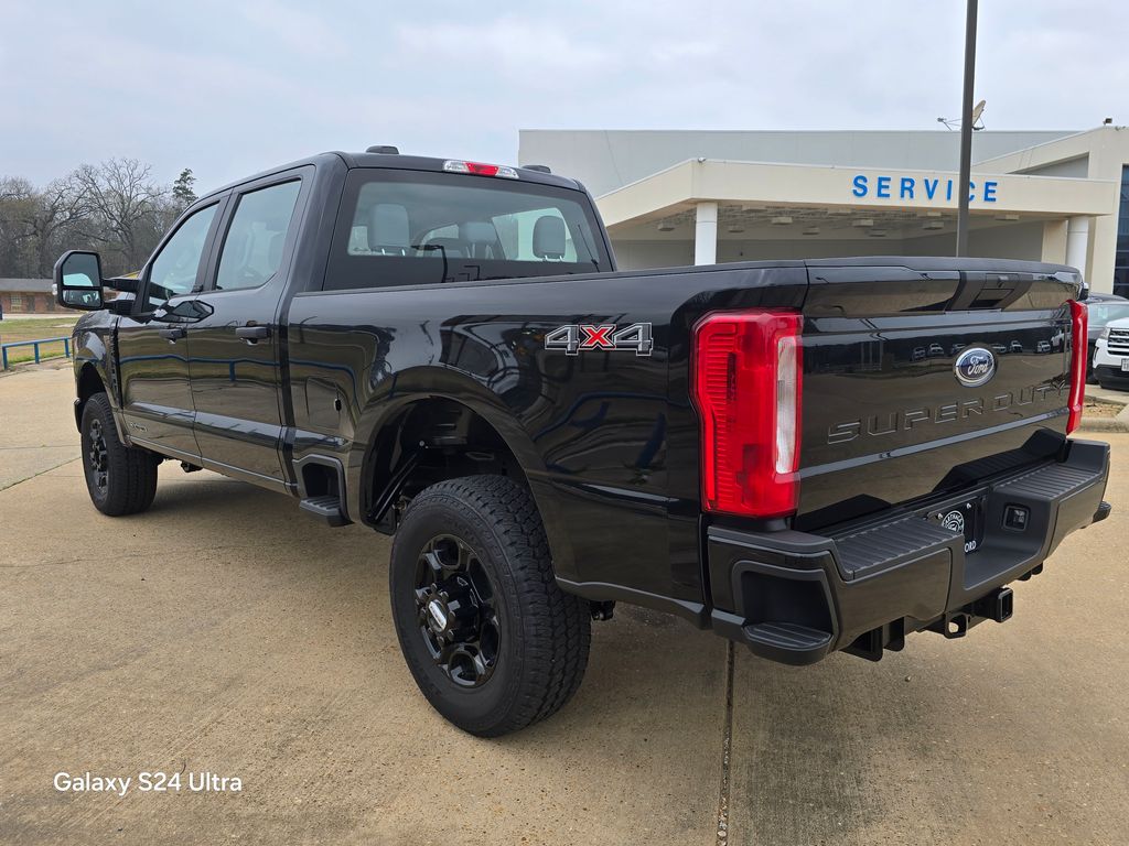 2026 Ford F-250 Super Duty XL - Photo 3