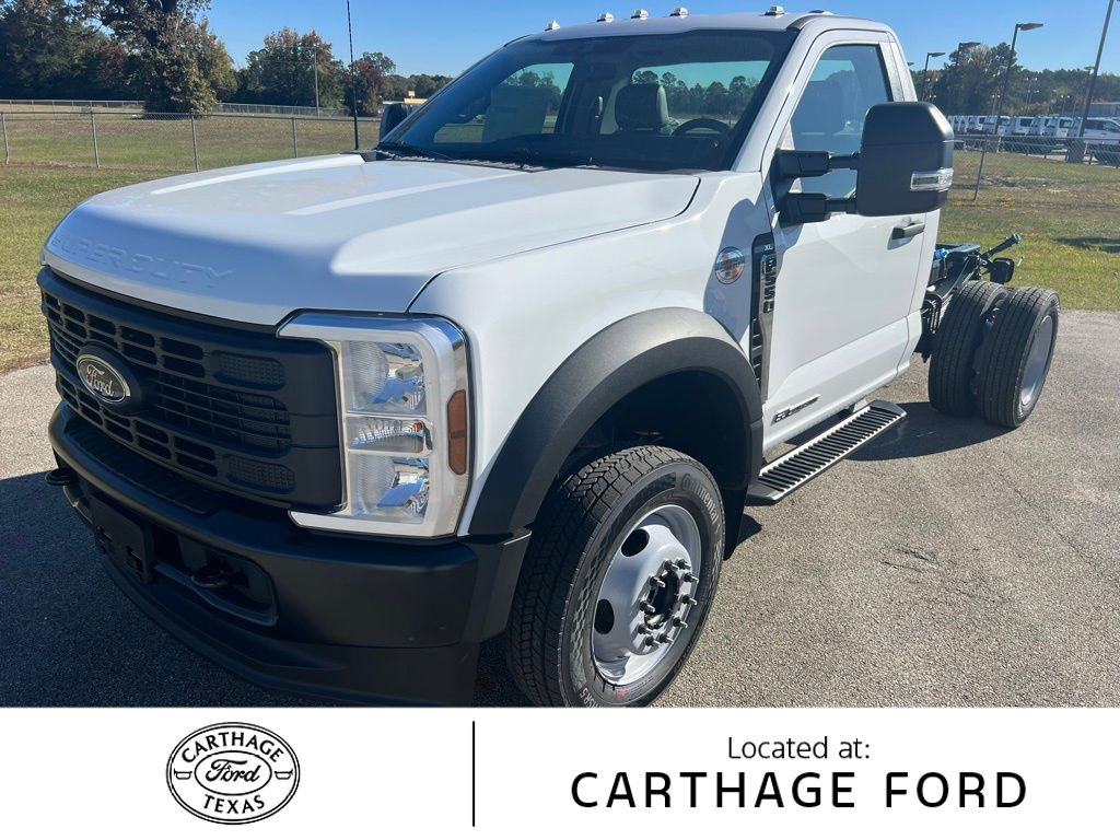 2026 Ford F-550 Super Duty Chassis Cab XL's photo