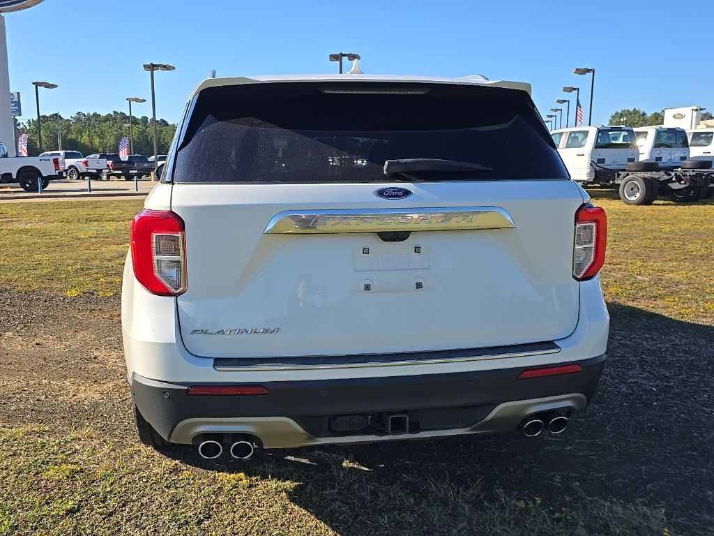 2022 Ford Explorer Platinum photo 4