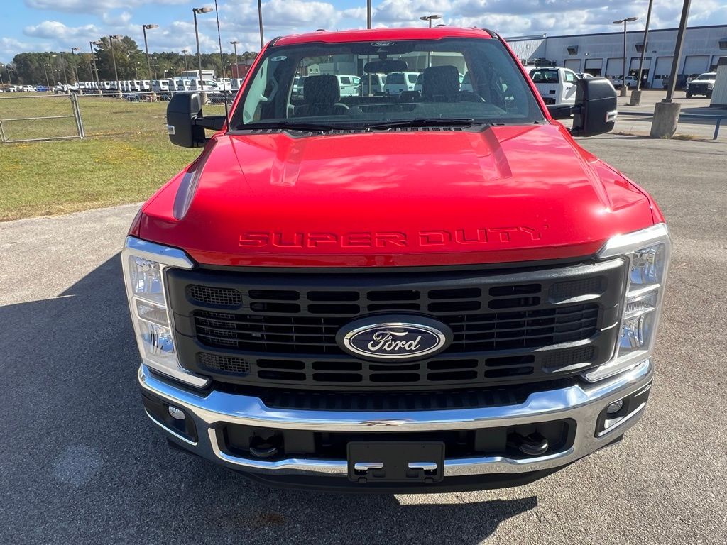 2026 Ford F-350 Super Duty XL - Photo 9
