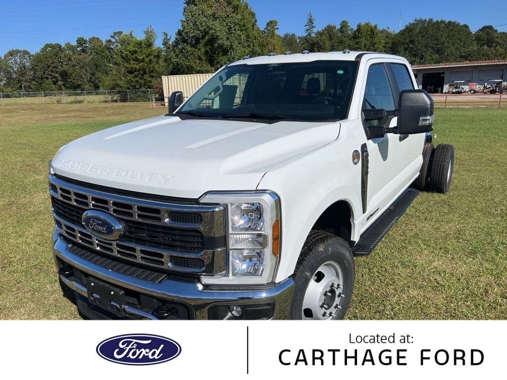 New 2025 Ford F-350SD XL Chassis