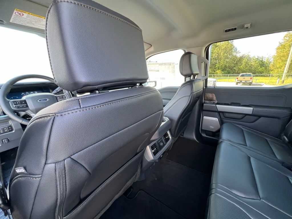 2026 Ford F-250 Super Duty Lariat - Photo 16