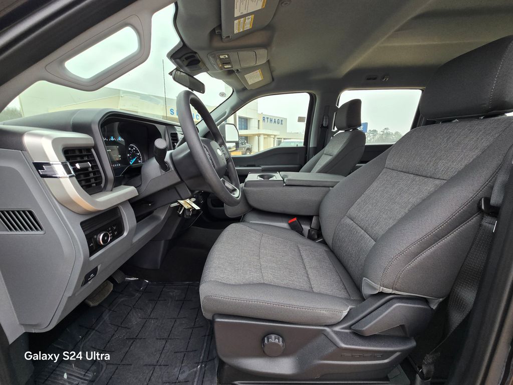 2026 Ford F-250 Super Duty XL - Photo 15