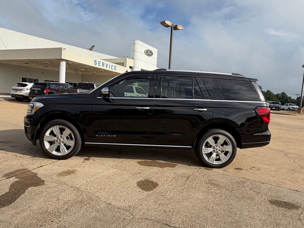 Used 2024 Ford Expedition Platinum SUV