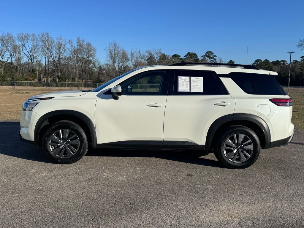 Used 2024 Nissan Pathfinder SV SUV