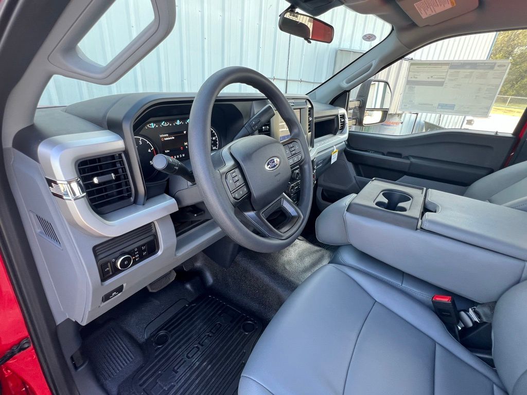 2026 Ford F-350 Super Duty XL - Photo 17