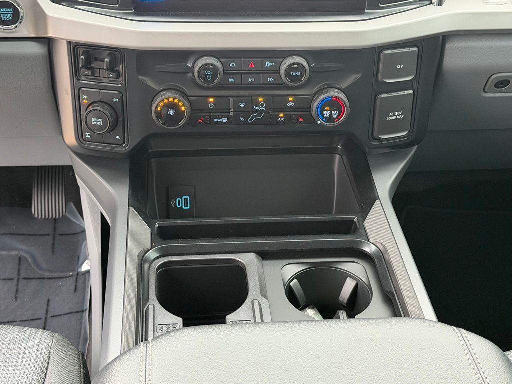 2026 Ford F-250 Super Duty XLT - Photo 36