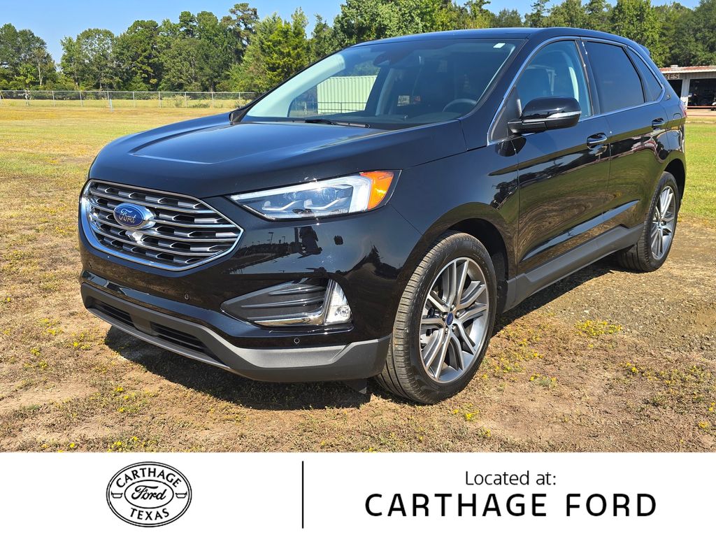 2024 Ford Edge Titanium's photo