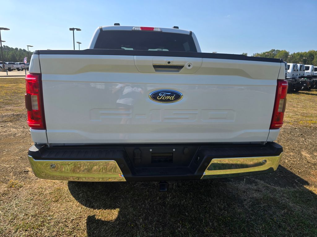 2022 Ford F-150 XLT photo 3