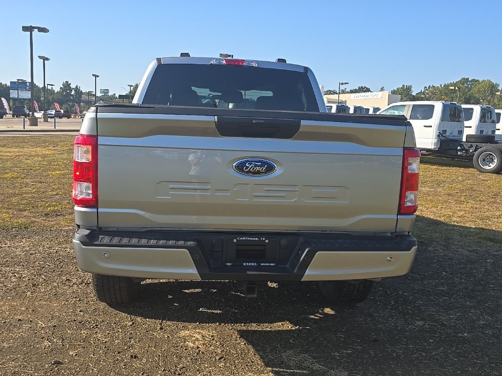 2022 Ford F-150 XL photo 4