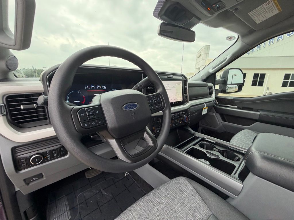 2026 Ford F-250 Super Duty XLT - Photo 18