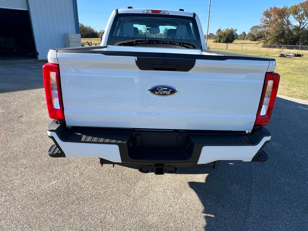 2026 Ford F-250 XL photo 4