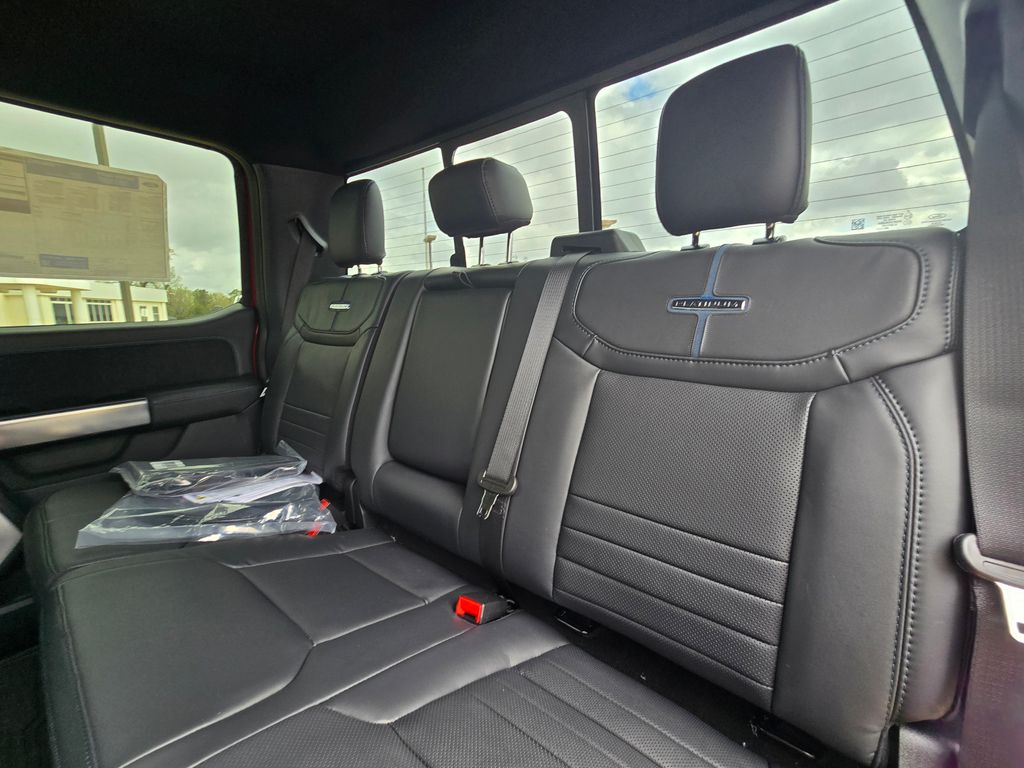 2026 Ford F-250 Super Duty Platinum - Photo 26