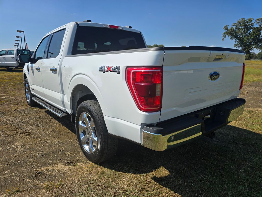 2022 Ford F-150 XLT photo 2
