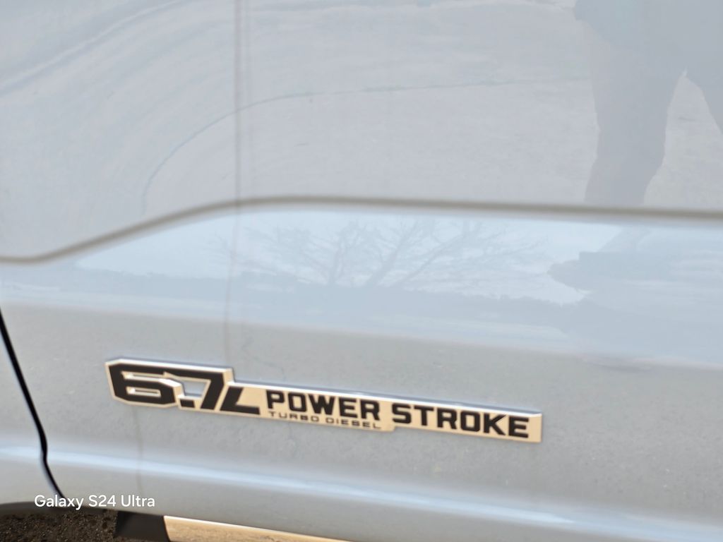 2026 Ford F-250 Super Duty Platinum - Photo 11