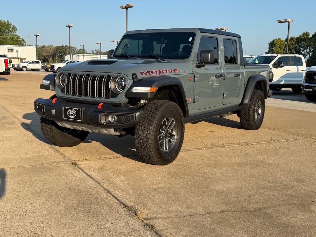Used 2025 Jeep Gladiator Mojave Truck