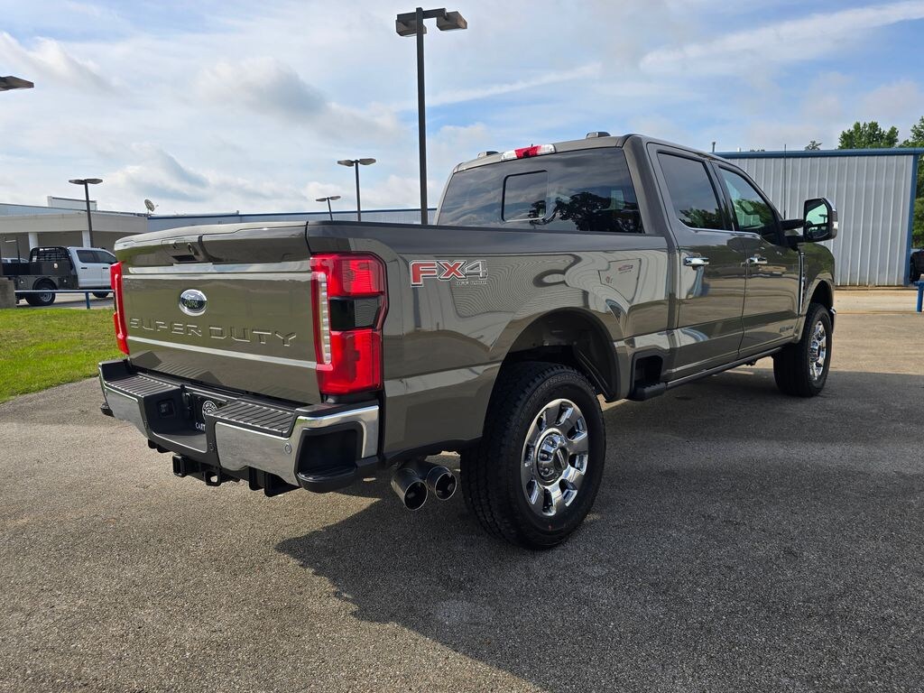 New 2026 Ford F-250SD Lariat Truck