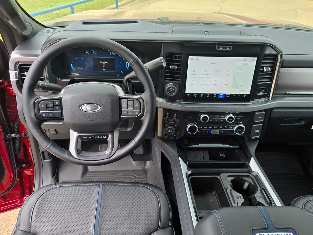 2026 Ford F-250 Super Duty Platinum - Photo 31