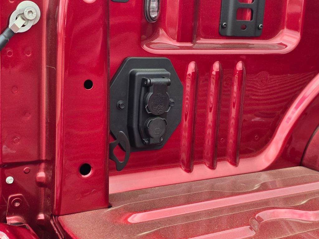 2026 Ford F-250 Super Duty Platinum - Photo 16