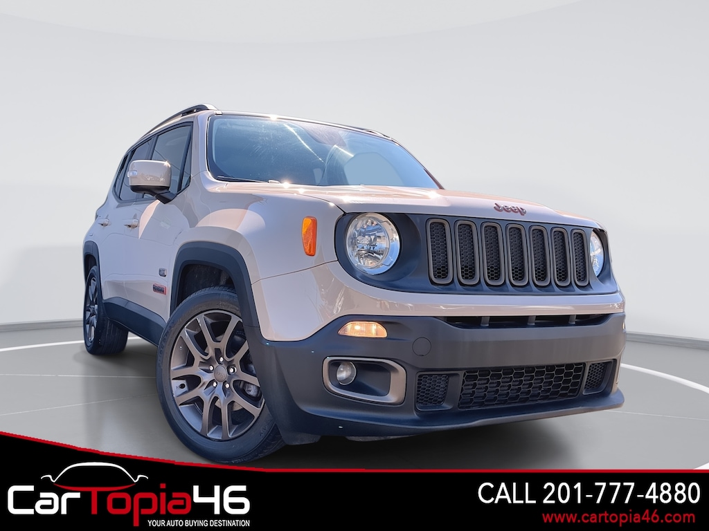 Used 2016 Jeep Renegade Latitude FWD SUV