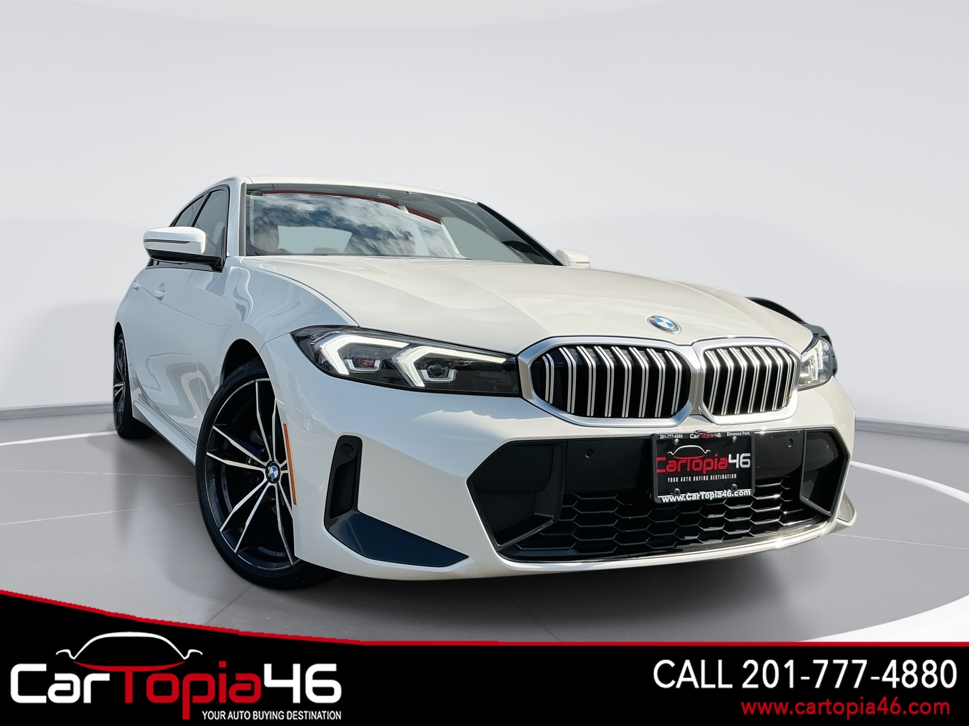 2023 BMW 3 Series 330i xDrive Sedan's photo