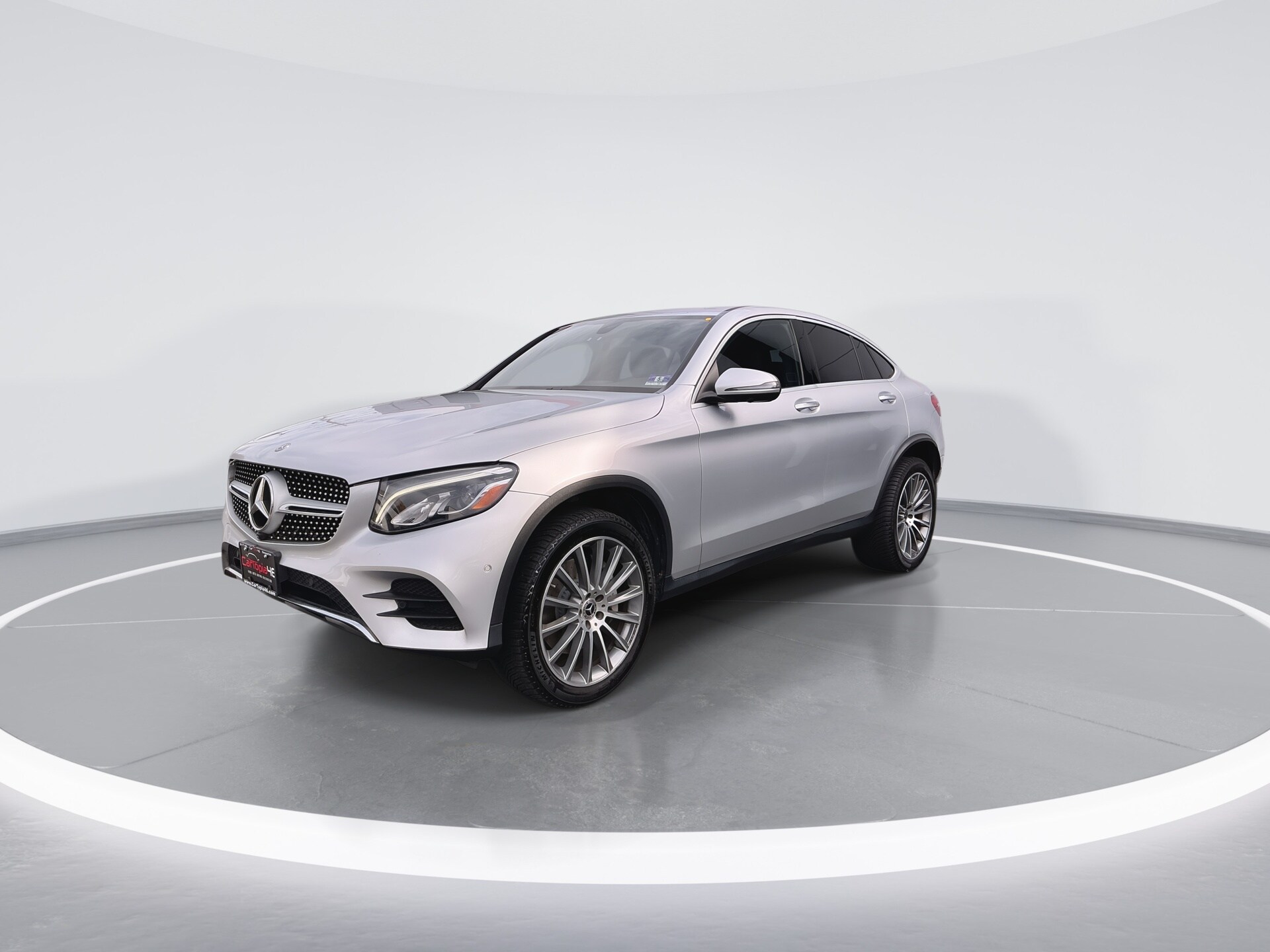 2019 Mercedes Benz GLC 300 4MATIC Coupe photo 4